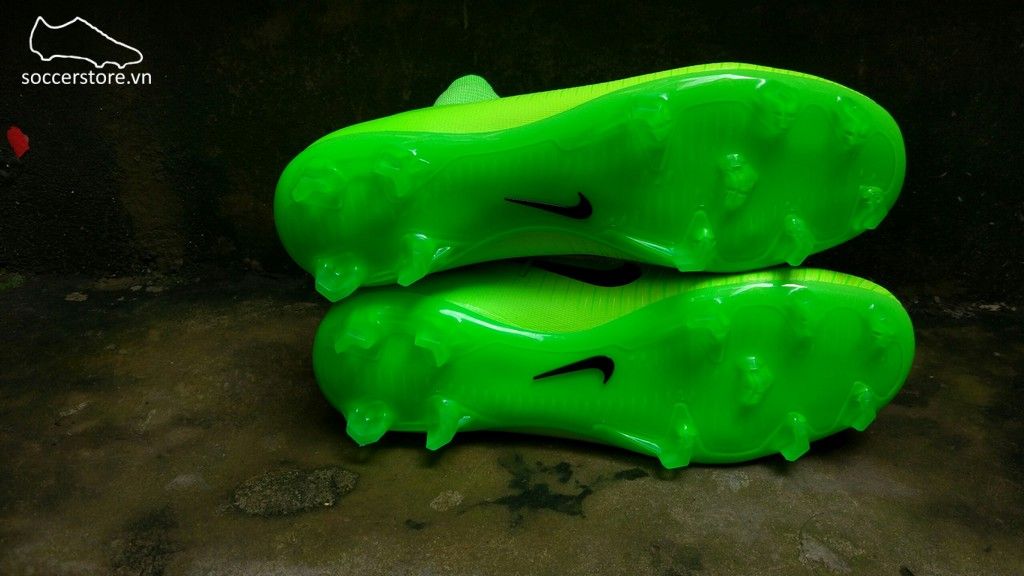 nike mercurial superfly lime green